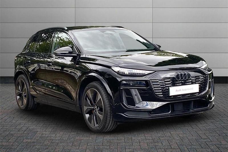 Black New 2025 Audi Q6 e-tron Advanced SUV | £65,895 (Super price) - Image 1/4