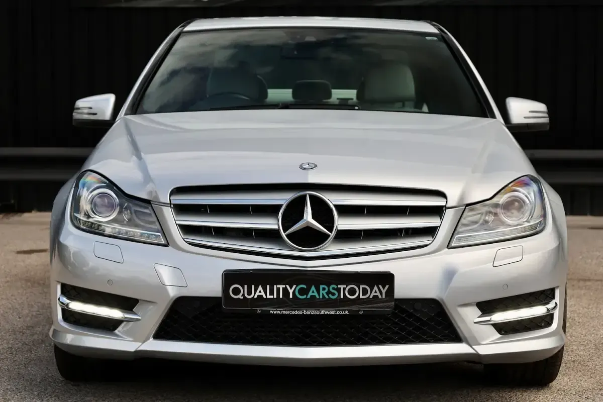 Used Mercedes C350 265 HP (194 kW) 2012 Silver Sedan