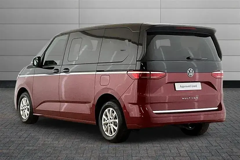 Used VW Multivan Life 150 HP (110 kW) 2025 Black MPV