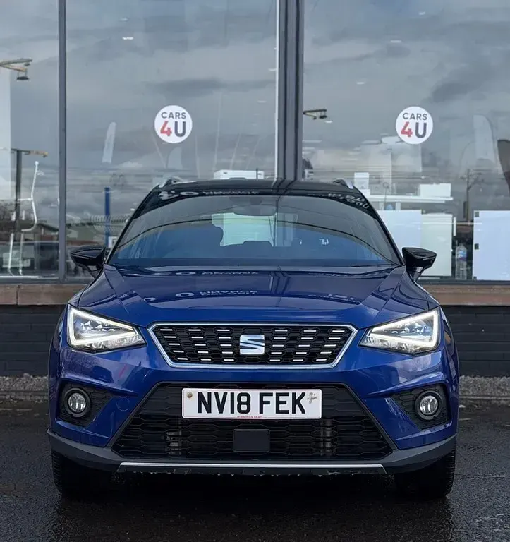 Używany Seat Arona XCELLENCE 95 KM (69 kW) 2018 Niebieski SUV