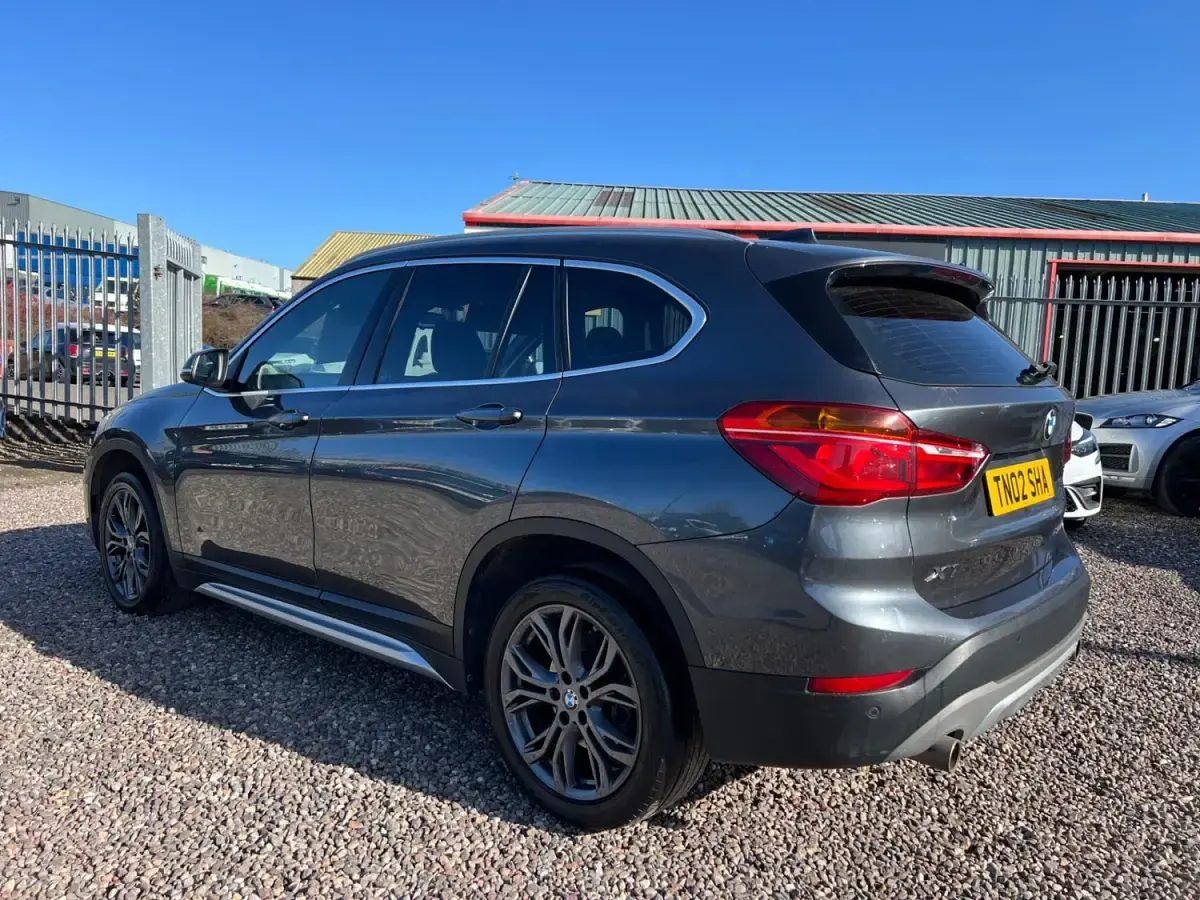 Używany BMW X1 xLine 192 KM (141 kW) 2019 Szary SUV