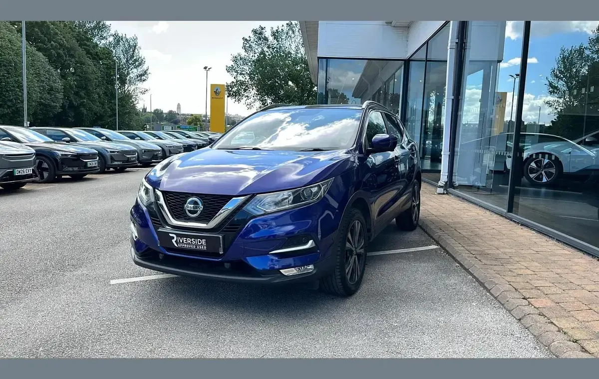 Used Nissan Qashqai N-Connecta 115 HP (84 kW) 2019 Blue SUV