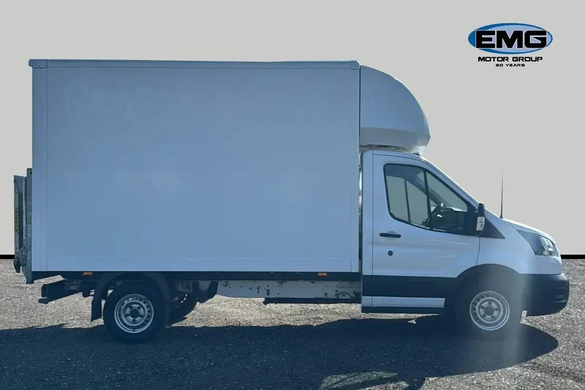 Second-hand Ford Transit S 130 CP (95 kW) 2022 Alb Cabrio