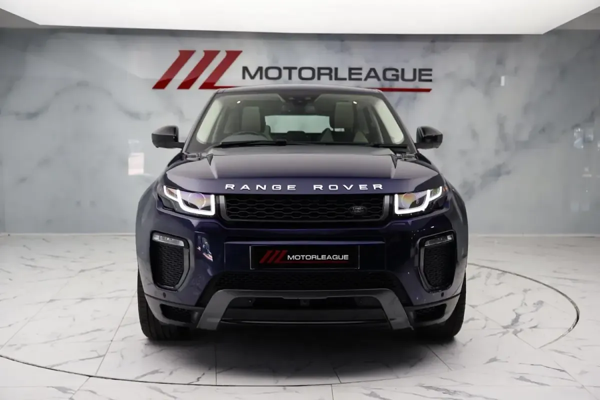 Used Land Rover Range Rover evoque HSE Dynamic 2018 Blue Estate
