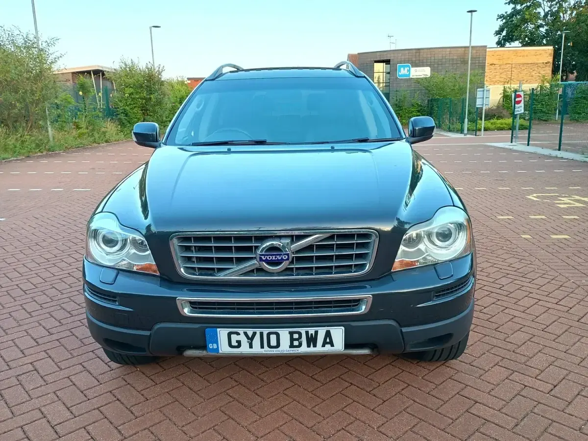Used Volvo XC90 2010 Grey SUV