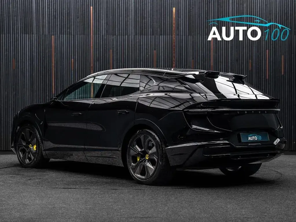 Used Lotus Eletre 661 kW (900 HP) 2024 SUV