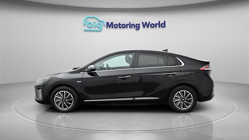 Used Hyundai Ioniq Premium SE 100 kW (136 HP) 2021 Hatchback