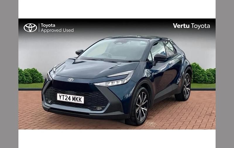 Used Toyota C-HR Design 140 HP (102 kW) 2024 Blue SUV