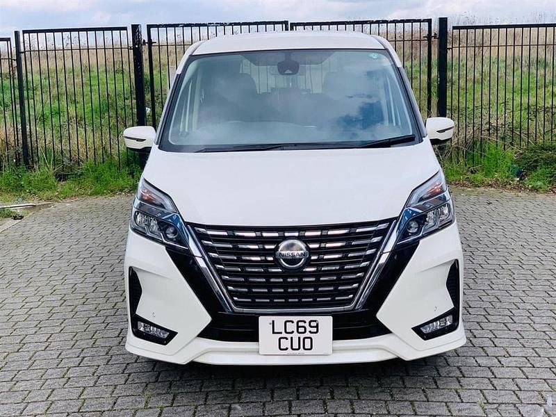 Used Nissan Serena S 2019 White MPV