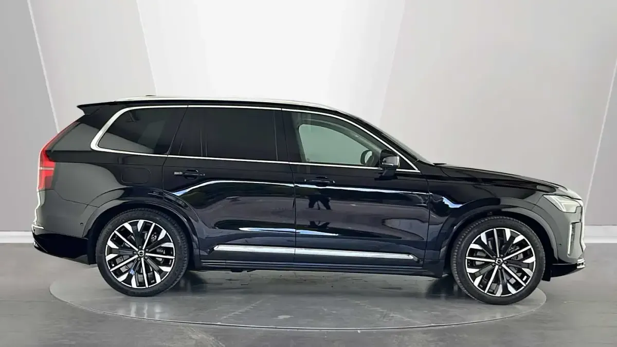 Used Volvo XC90 Ultra 401 HP (294 kW) 2027 SUV
