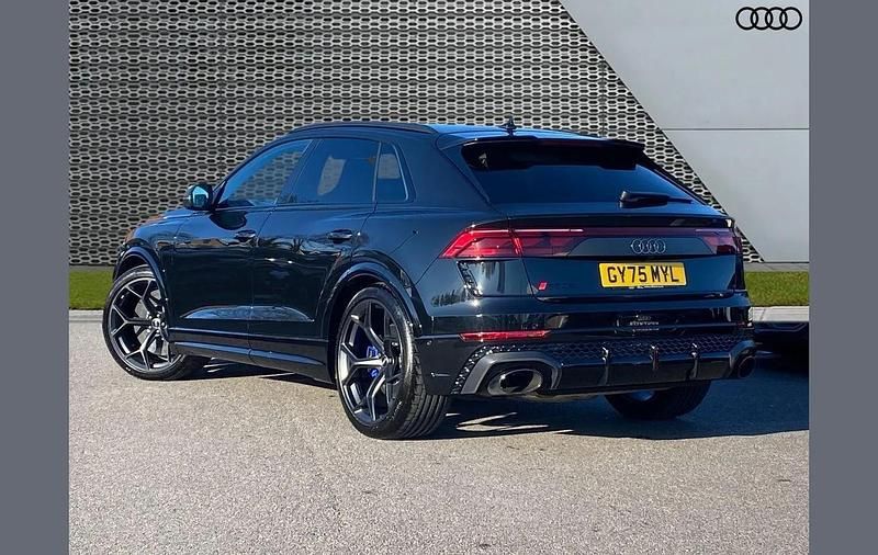 New Audi RS Q8 Design 631 HP (464 kW) 2025 Black SUV