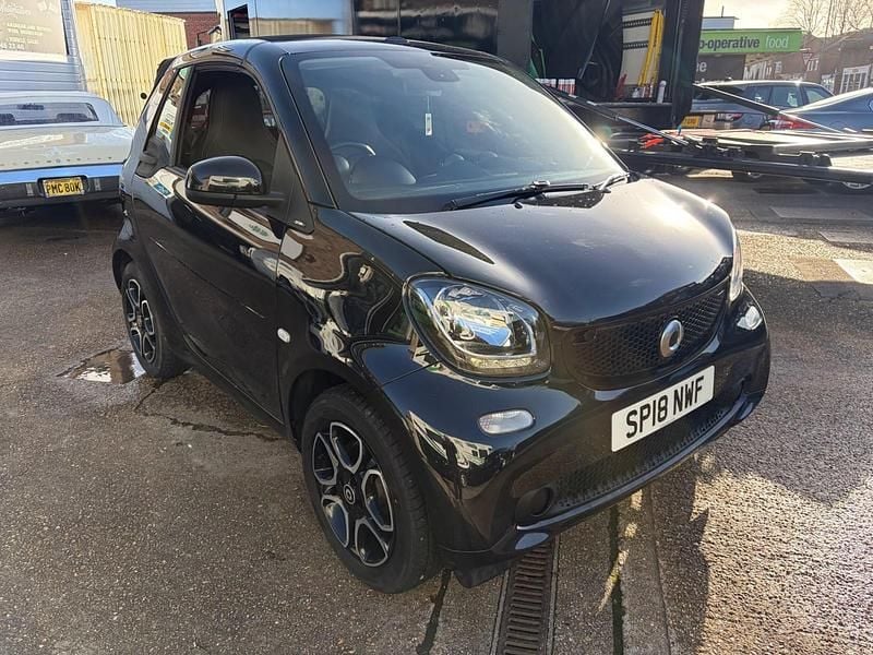 Used Smart ForTwo Cabrio Prime 71 HP (52 kW) 2018 Black Cabriolet