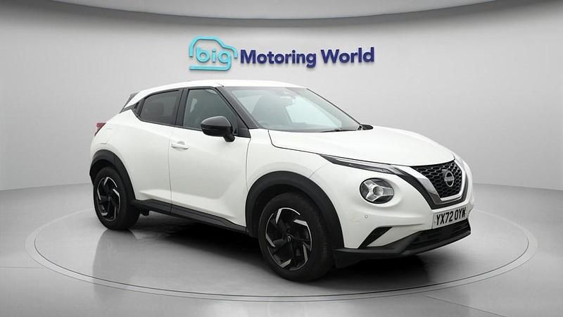 Used Nissan Juke N-Connecta 114 HP (83 kW) 2023 White SUV