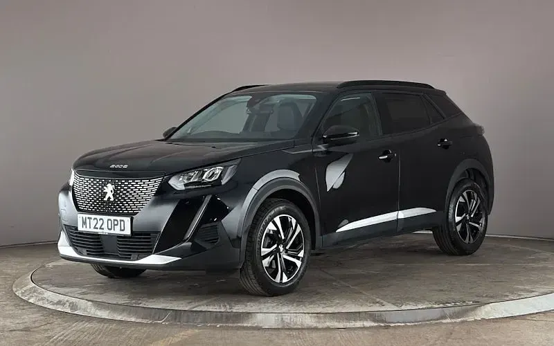Used Peugeot 2008 Allure Premium 131 HP (96 kW) 2022 SUV