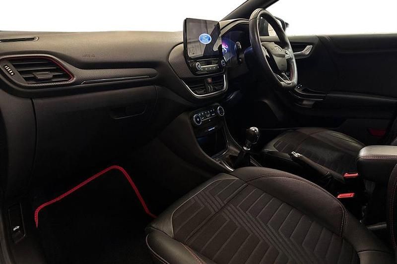 Used Ford Puma ST-Line X 125 HP (91 kW) 2020 Agate black SUV