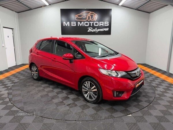 Red Used 2016 Honda Jazz EX Hatchback | £8,995 (Fair price) - Image 1/2