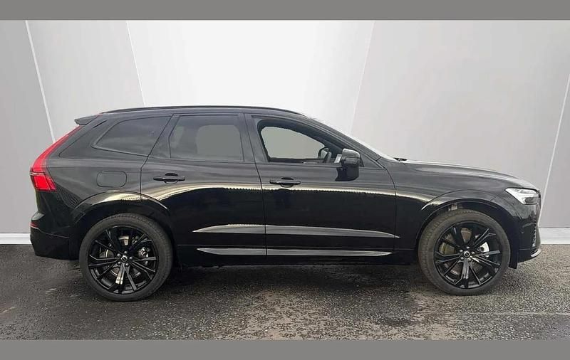 Used Volvo XC60 Plus 344 HP (253 kW) 2025 Black SUV