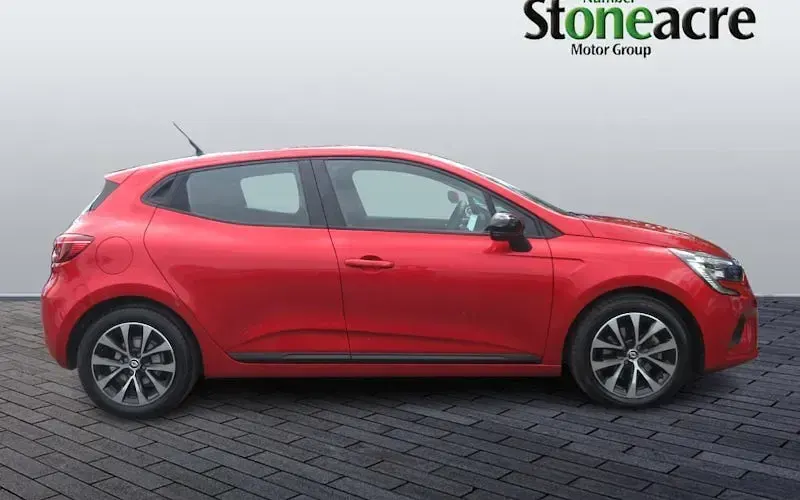 Used Renault Clio Evolution 145 HP (106 kW) 2023 Red Hatchback