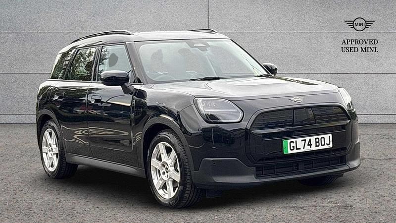 Black Used 2024 Mini Countryman SUV | £30,790 (Fair price) - Image 1/3