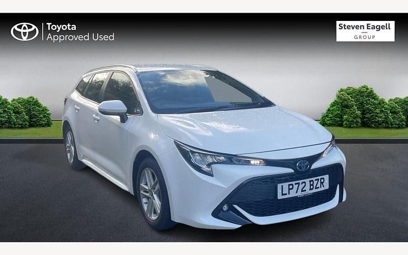 Used 2022 Toyota Corolla Estate | £21,431 (Fair price) - Image 1/3