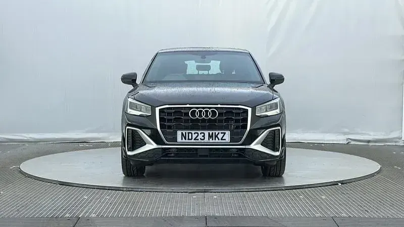 Usado Audi Q2 S-Line 150 CV (110 kW) 2023 Negro SUV
