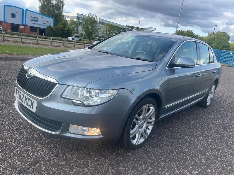 Used Skoda Superb Elegance 170 HP (125 kW) 2012 Grey Hatchback