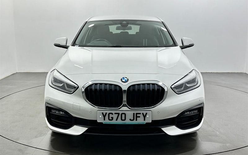 Used BMW 116 Sport Line 116 HP (85 kW) 2020 White Hatchback
