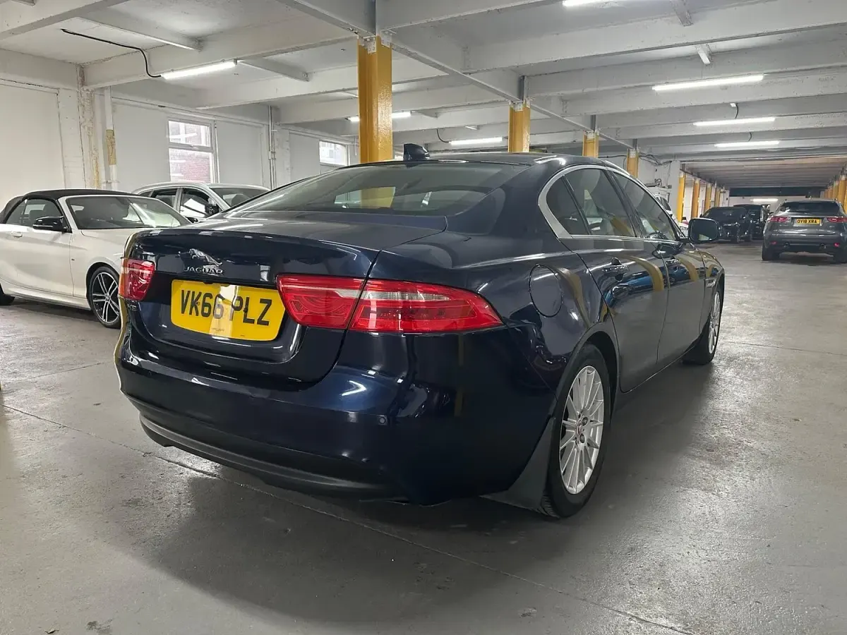 Used Jaguar XE Prestige 2016 Blue Sedan
