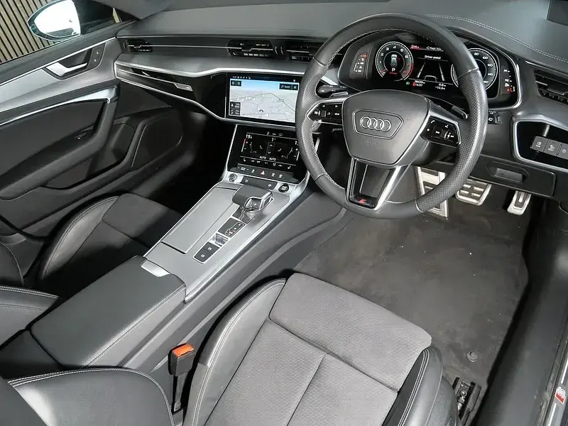 Used Audi A6 S-Line 204 HP (150 kW) 2023 Blue Estate