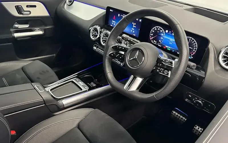 Used Mercedes E250 AMG line 218 HP (160 kW) 2025 Silver SUV