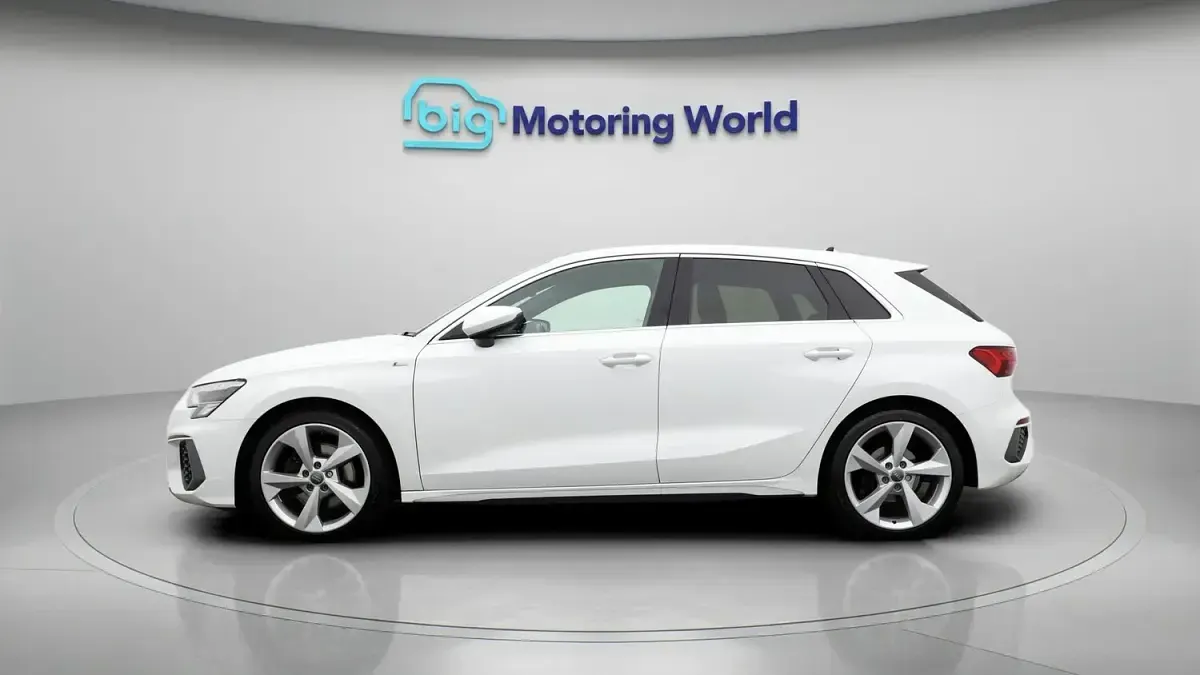 Used Audi A3 S-Line 148 HP (108 kW) 2020 White Sedan