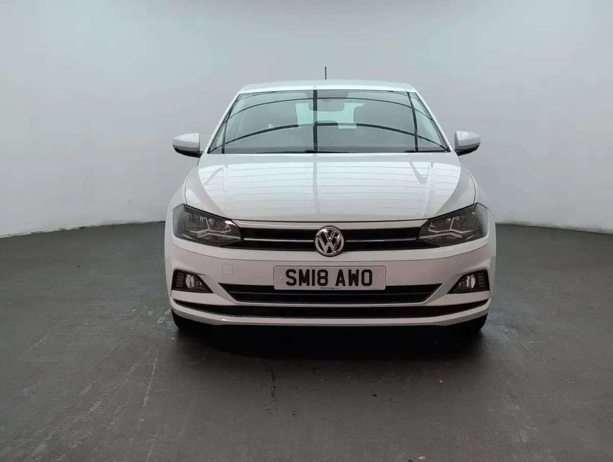 Used VW Polo SE 65 HP (47 kW) 2018 White Hatchback