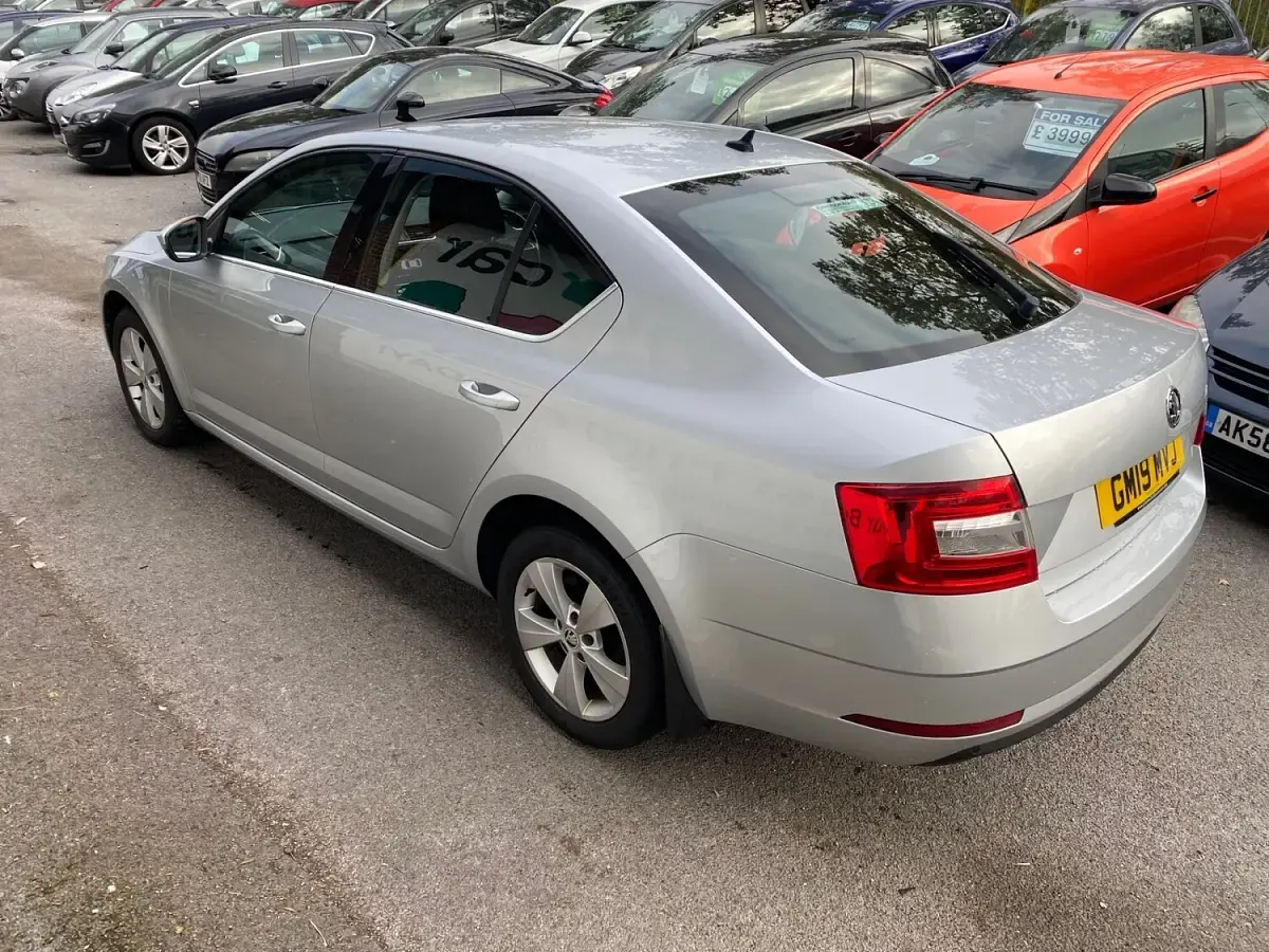 Used Skoda Octavia SE Technology 115 HP (84 kW) 2019 Silver Hatchback