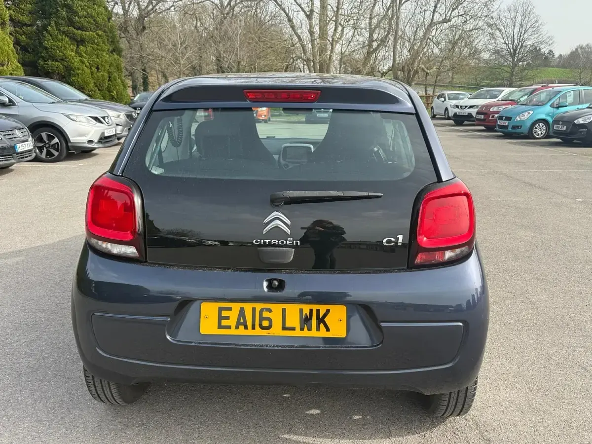 Used Citroën C1 Feel 82 HP (60 kW) 2016 Blue Hatchback