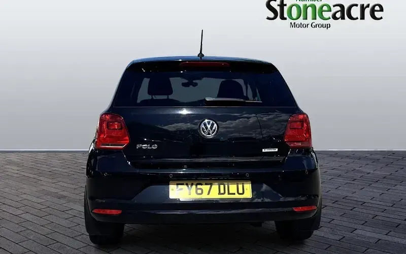 Used VW Polo Edition 75 HP (55 kW) 2017 Black Hatchback