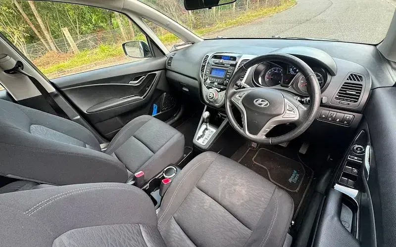 Used Hyundai ix20 Active 125 HP (91 kW) 2012 Black Hatchback
