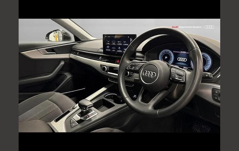 Used Audi A4 Comfort 147 HP (108 kW) 2023 Black Estate