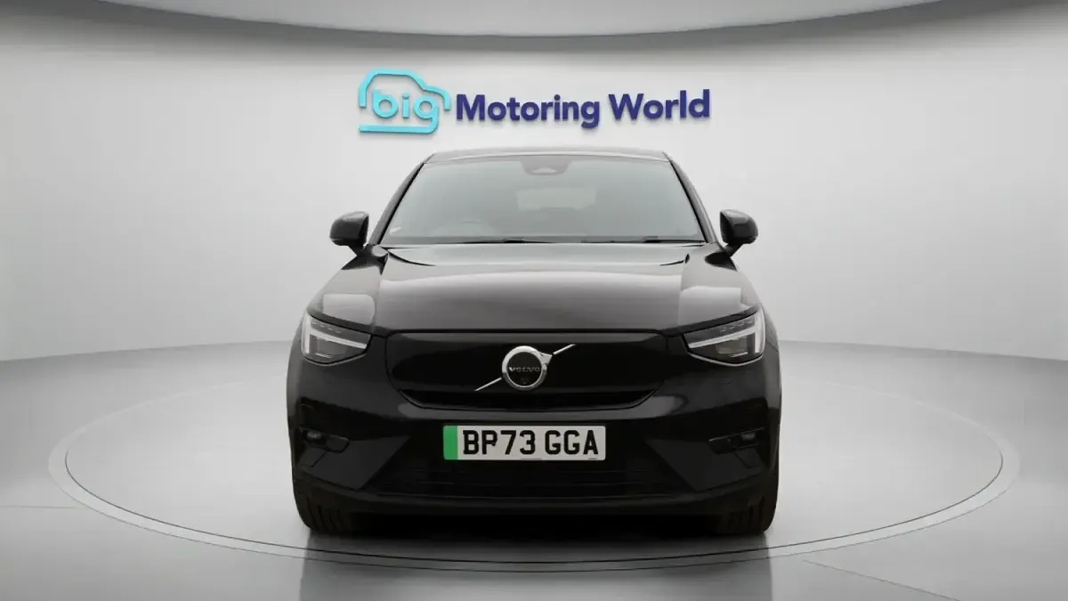 Usado Volvo EC40 Ultimate 300 kW (408 HP) 2024 Preto SUV