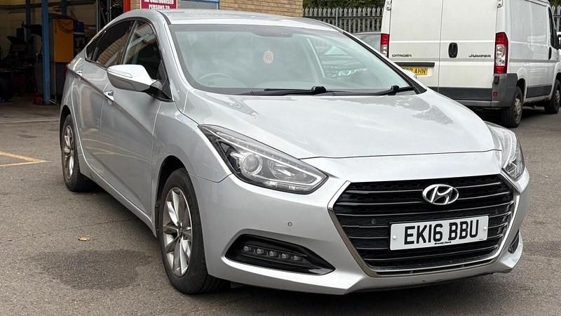 Silver Used 2016 Hyundai i40 SE Sedan | £5,500 (Fair price) - Image 1/4