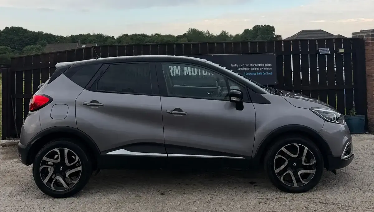 Used Renault Captur Signature 2016 Grey SUV