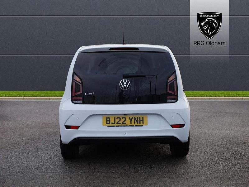 Usado VW up! Black Edition 64 HP (47 kW) 2022 Branco Citadino