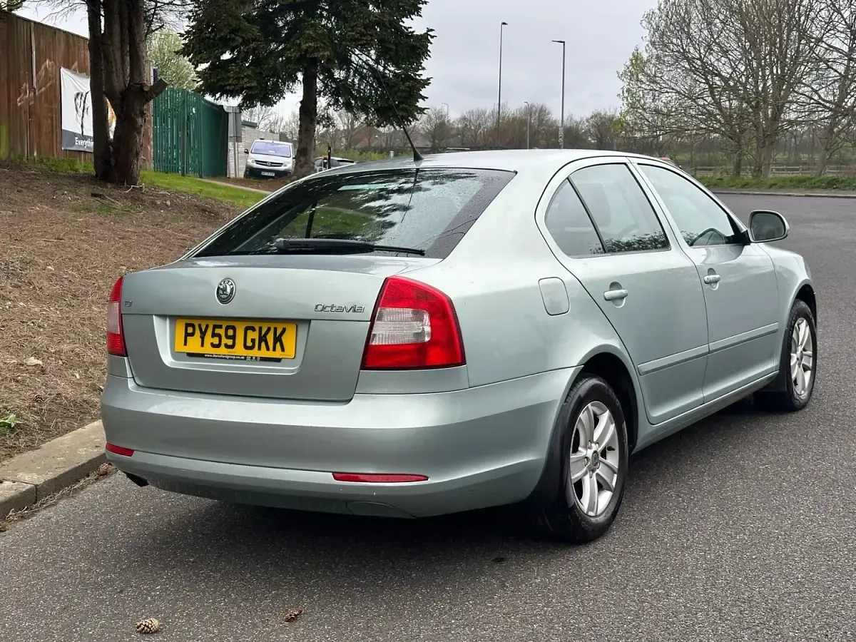 Used Skoda Octavia SE 2009 Green Hatchback