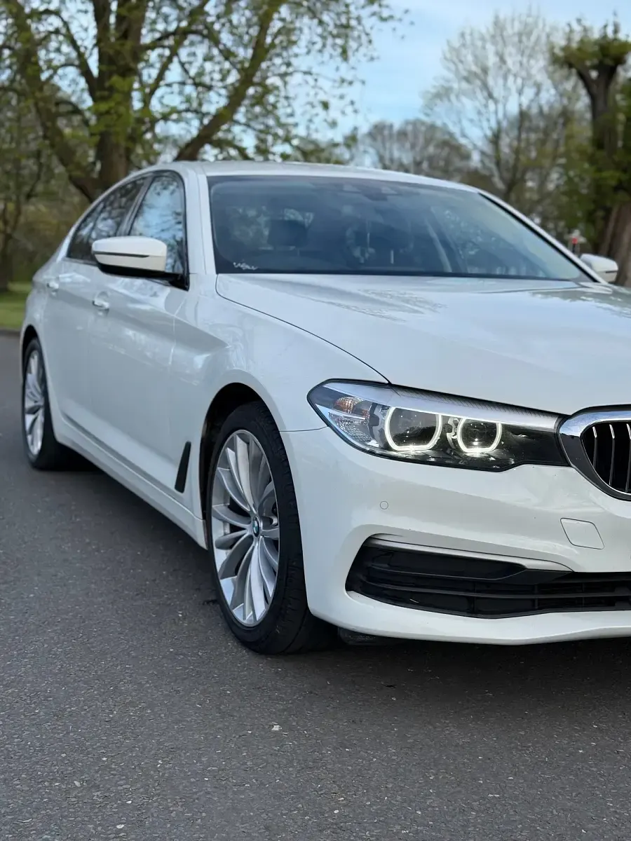 Usado BMW 520 Comfort Edition 2017 Blanco Berlina