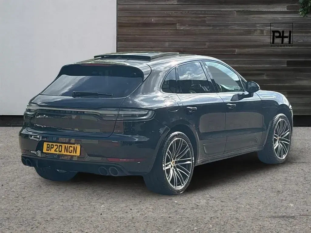 Used Porsche Macan GTS 380 HP (279 kW) 2020 Black SUV