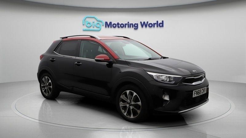 Used 2018 Kia Stonic 2 SUV | £9,300 (Expensive) - Image 1/4
