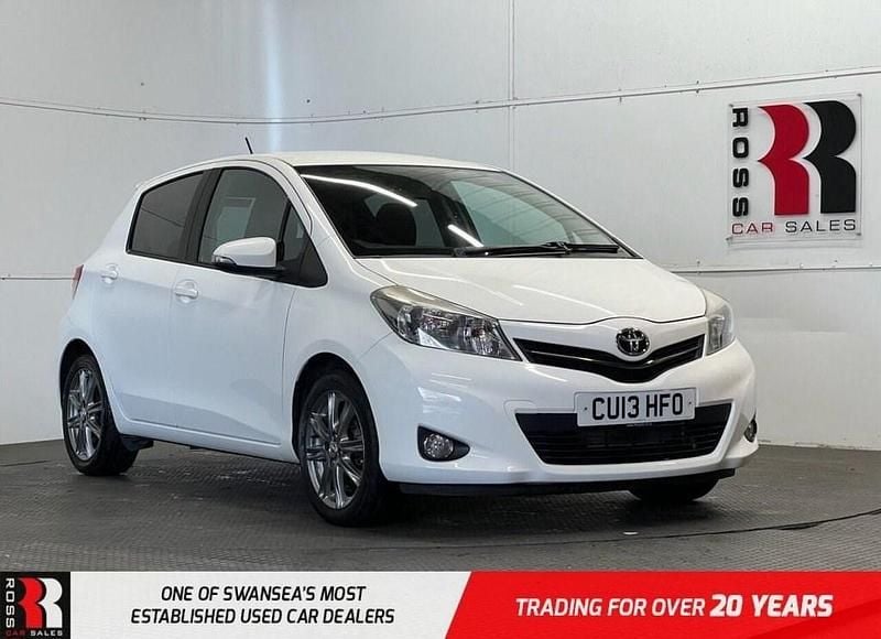 White Used 2013 Toyota Yaris SR Hatchback | £5,995 (Fair price) - Image 1/4