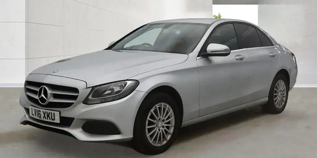 Used Mercedes C200 SE 136 HP (100 kW) 2016 Silver Sedan