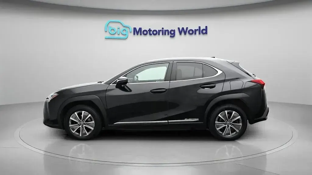 Used Lexus UX 300e 150 kW (204 HP) 2021 SUV