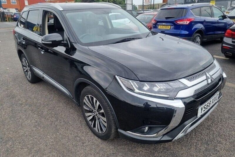 Black Used 2018 Mitsubishi Outlander SUV | £13,995 (Fair price) - Image 1/1