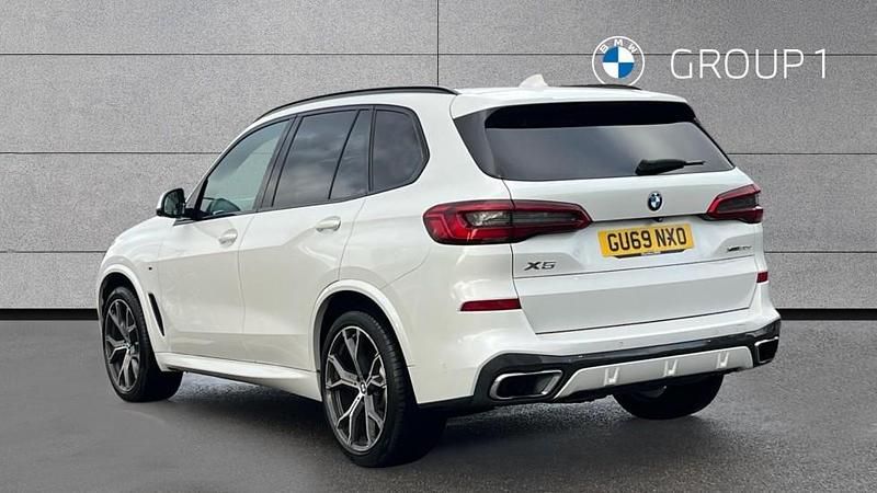 Used BMW X5 M Sport 265 HP (194 kW) 2019 White SUV